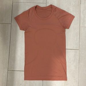 Lululemon swiftly tech short-sleeve